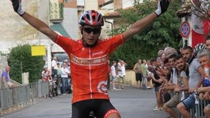 Finocchi, primo brindisi da dilettante
