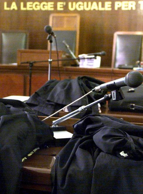 «Tutte bugie, mio padre non mi ha mai toccato»