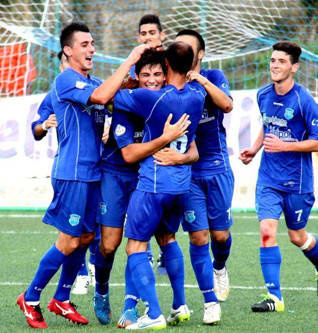 Vince l’Atletico Uri ma è il Latte Dolce a passare il turno 