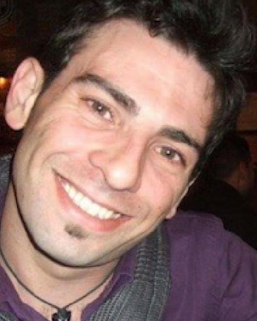 Si schianta con la moto: muore 38enne 