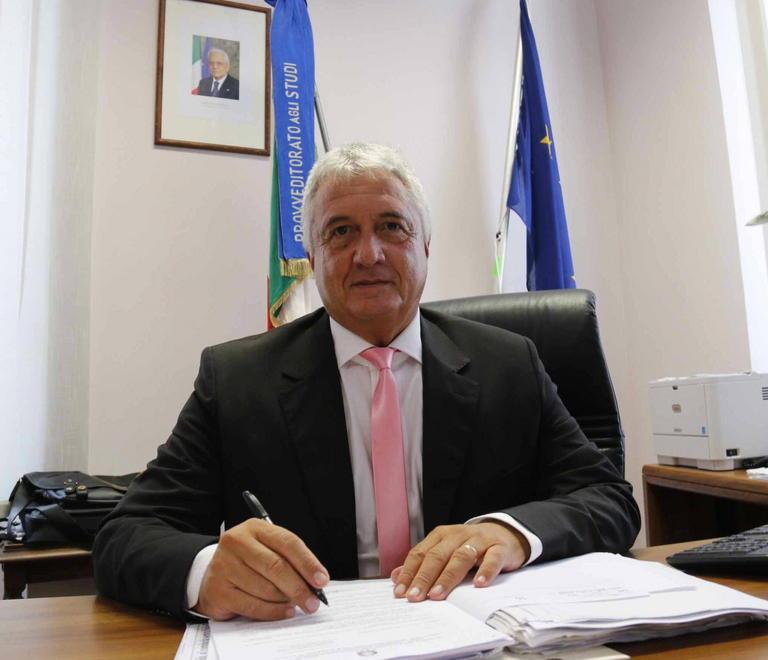 Scuola, trenta cattedre vacanti si cercano le supplenti 
