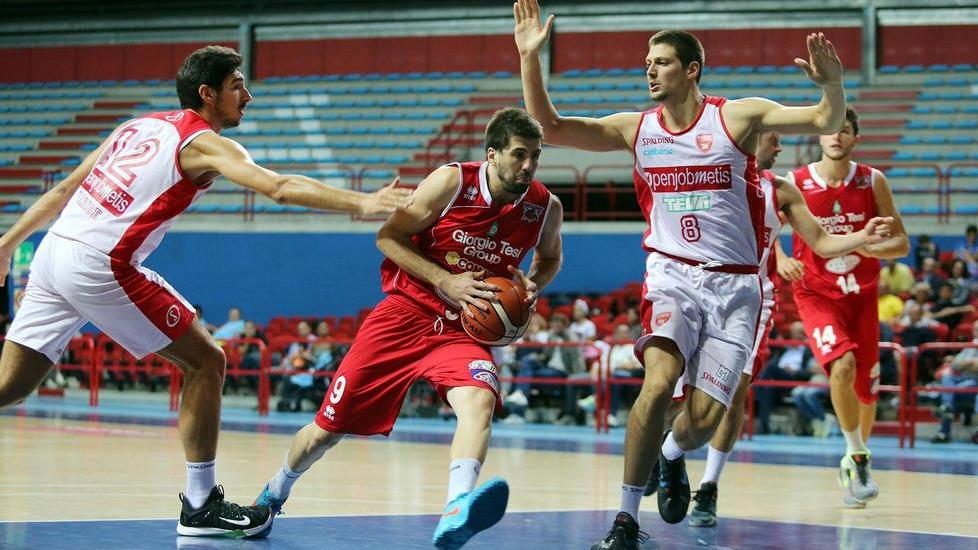 Filloy in azione contro Varese nel Memorial Cardelli