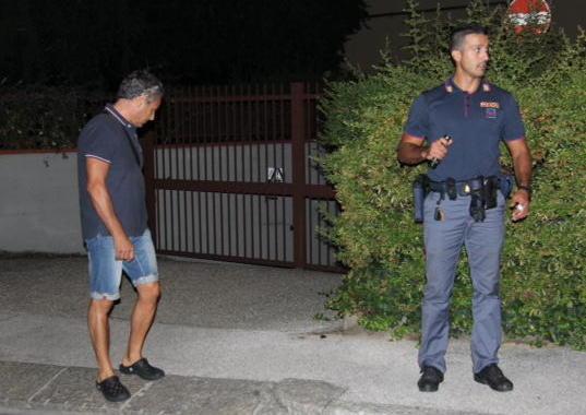 Ferito a colpi di pistola nel tentativo di rapina 