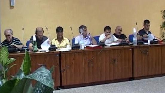 Mense scolastiche, l’opposizione attacca su appalti e fatture