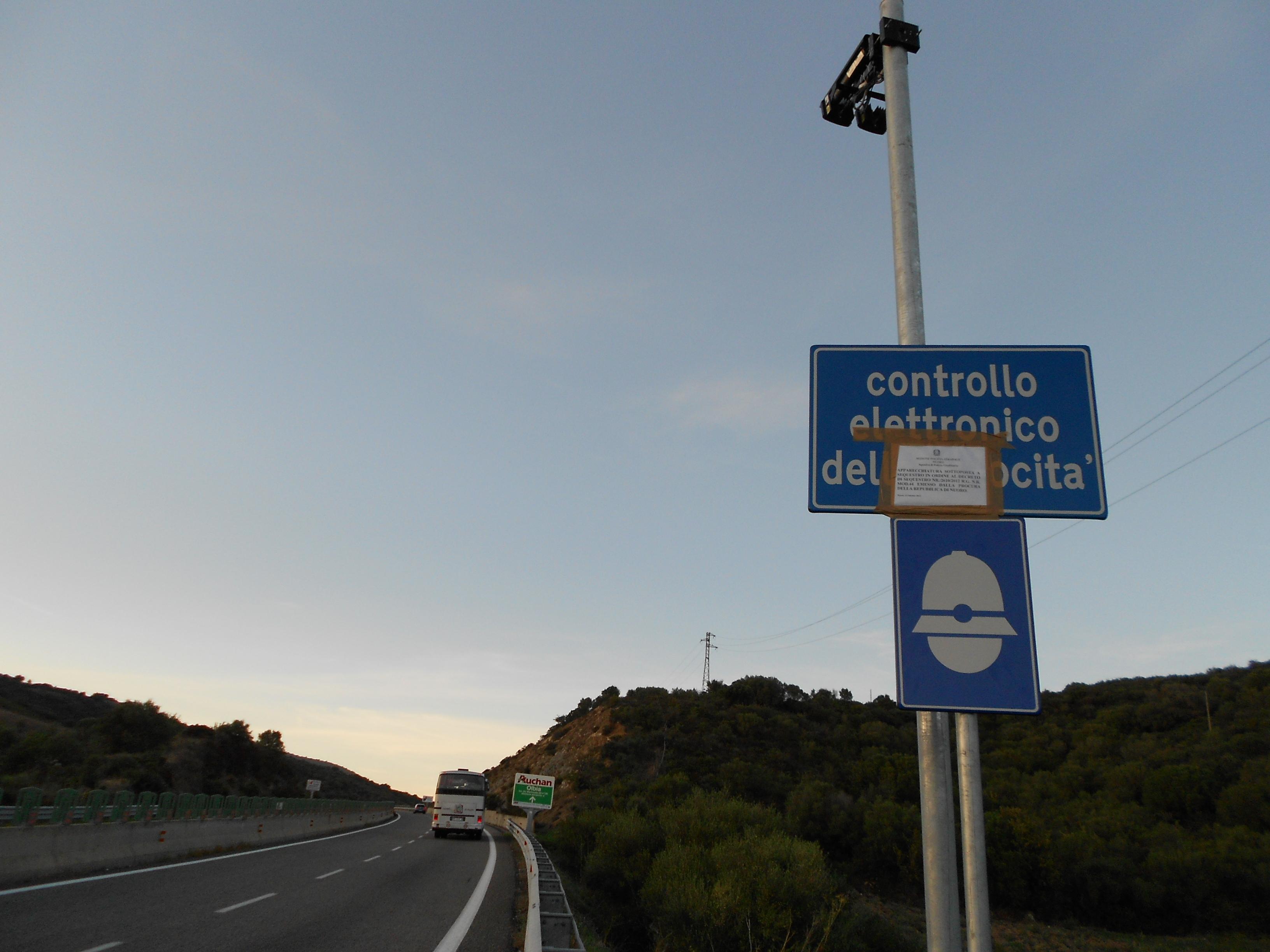 L'autovelox  sulla 131 dcn dopo il sequestro