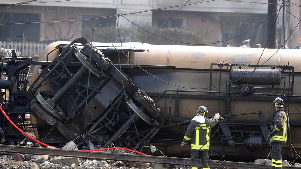 Un'immagine del disastro ferroviario del 29 giugno 2009
