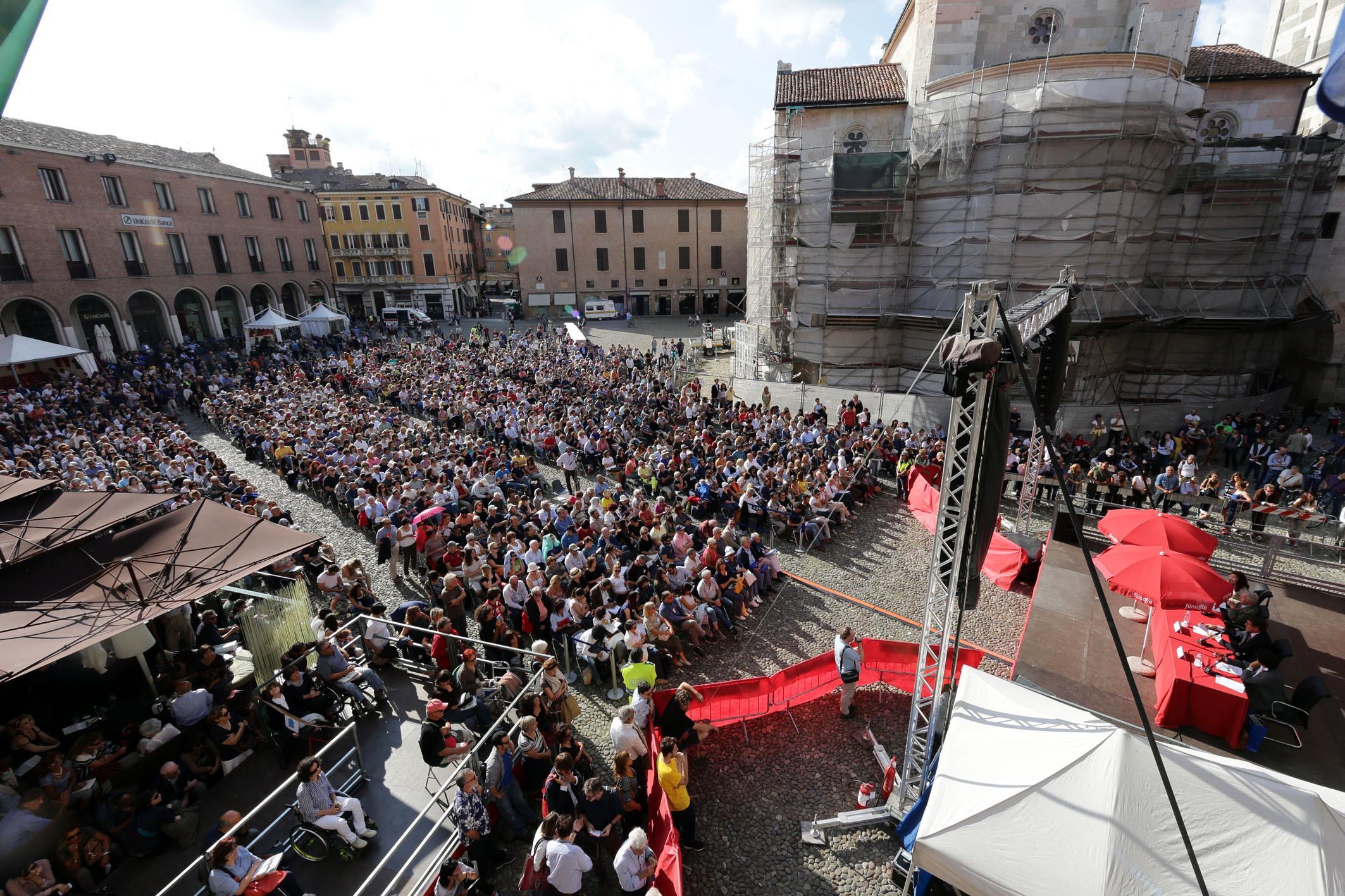 Duecento eventi e 50 lezioni sul tema dell'"Ereditare"
