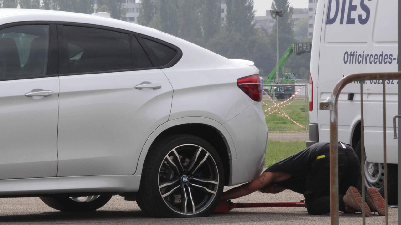Campovolo 2015, l'auto di Ligabue fora un pneumatico