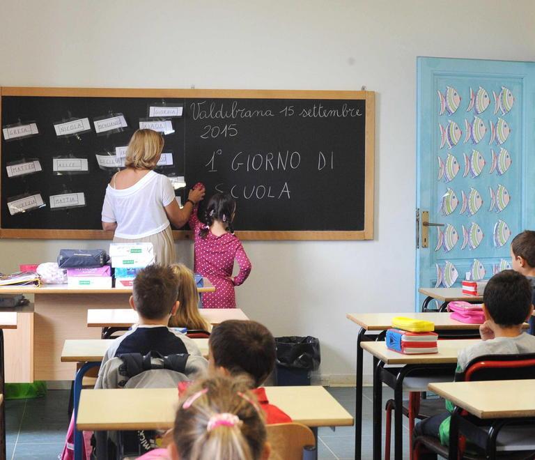 Protesta da Valdibrana «L’aula è troppo piccola» 