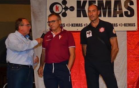 Il saluto della gente alla Cuoiopelli e al Volley Lupi 