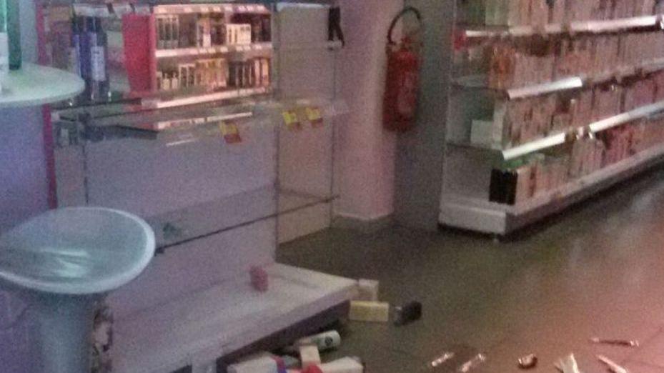 Bar Cantini, i ladri rubano le slot e i soldi della cassa