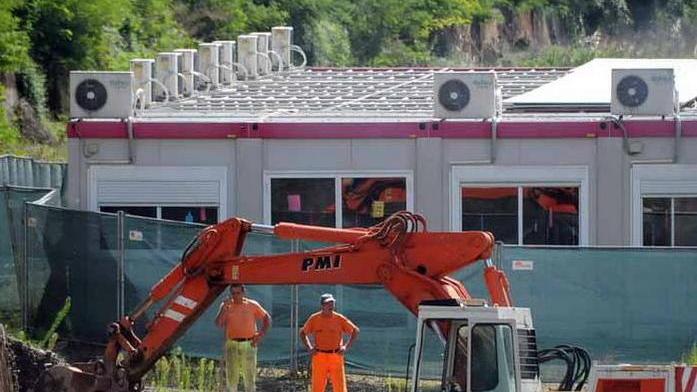 «Tanto caldo ma qui siamo più al sicuro»