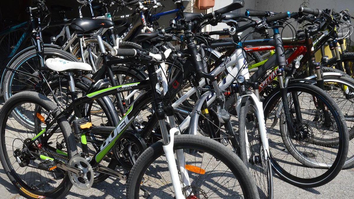 Ci saranno anche diverse biciclette che andranno all'asta