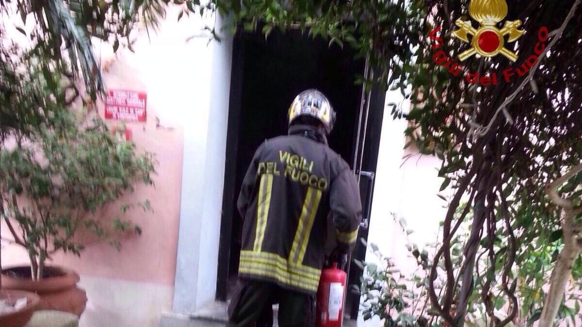 Paura per un principio di incendio in un ristorante
