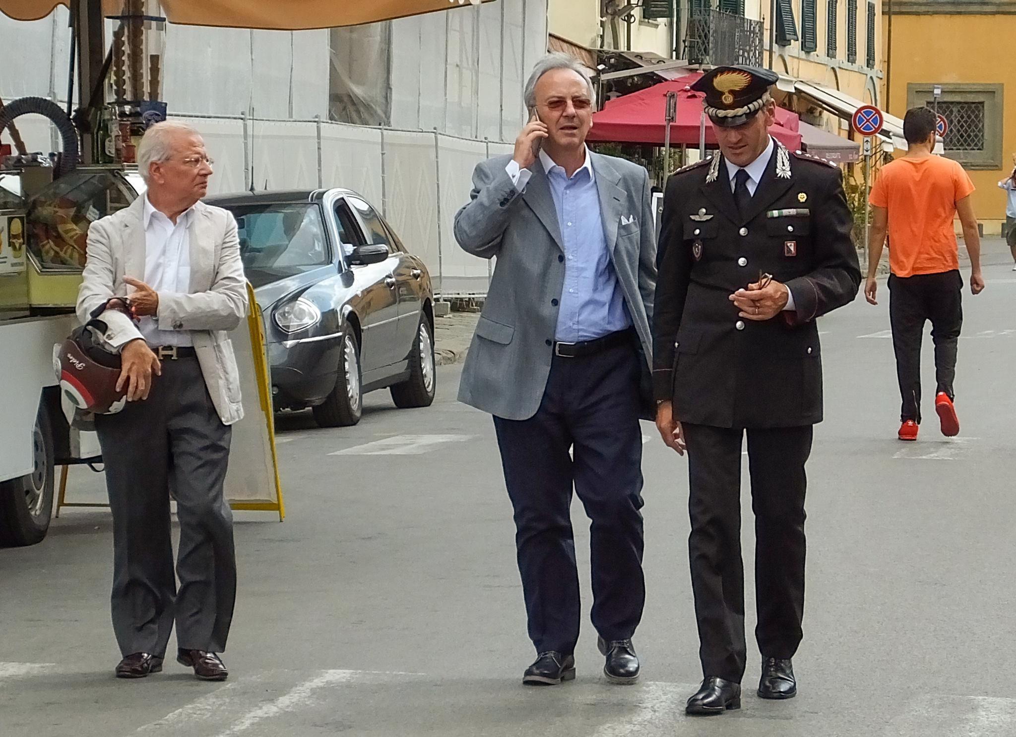 Il prefetto Visconti con il comandante dei carabineiri Brancadoro