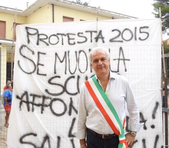Fischietti e tamburi per studiare in pace 