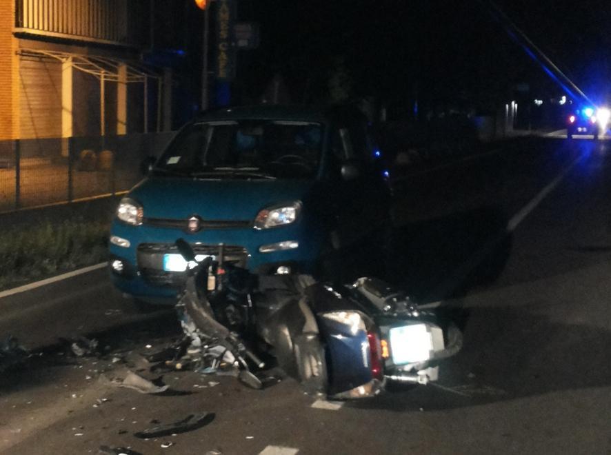 Il carabiniere resta in prognosi riservata 