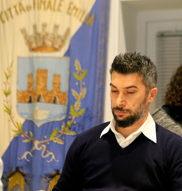 Commissariamento, sfiorata la rissa tra Poletti e il sindaco 