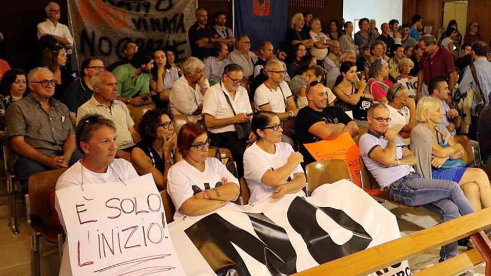 Il sindaco Volpi «Cambieremo questo regolamento»