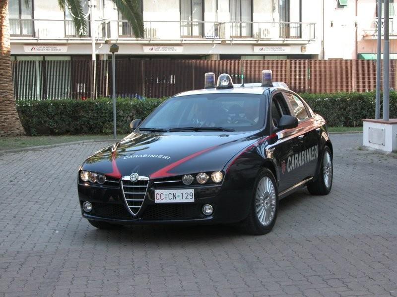 Un'auto dei carabinieri di Portoferraio