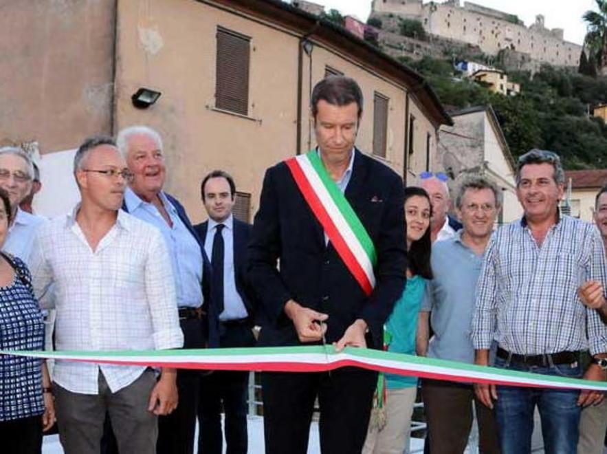 Mercato coperto, parcheggio allagato 