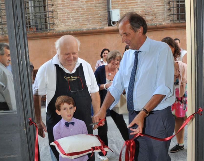 Apre il nuovo corner per aperitivi dell’enoteca Tondelli