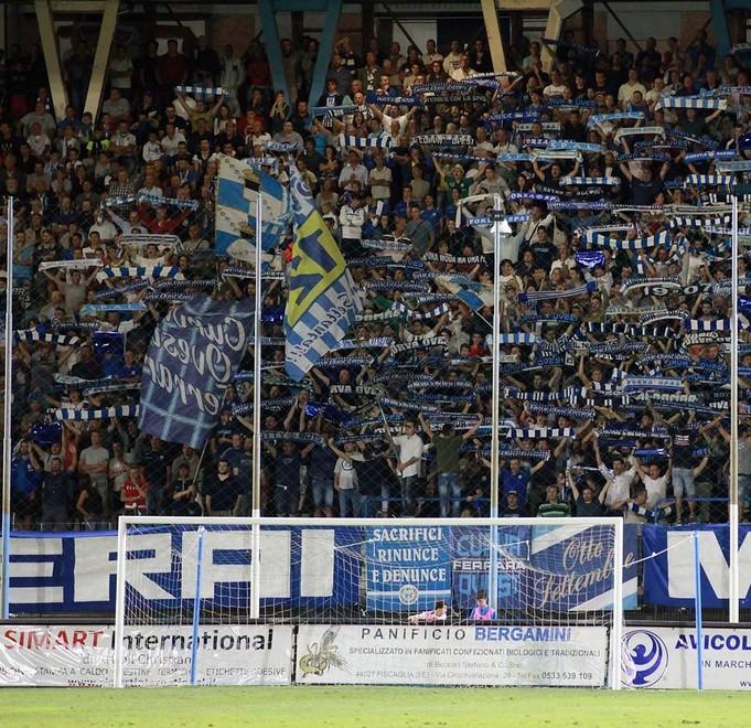 Mister Semplici detta la linea «Vietato sognare» 