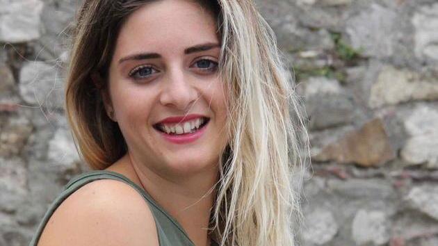 Bionda e occhi chiari, bellezza pratese strizza l’occhio alla Cina