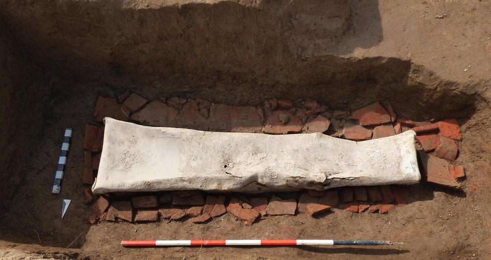 Reperti storici sotto la strada del S. Luca 