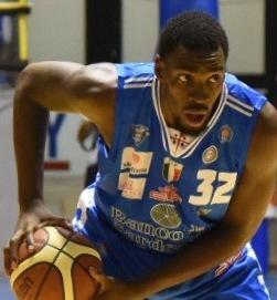 Coach Meo Sacchetti non è preoccupato «Poca lucidità nel finale, ma è normale»