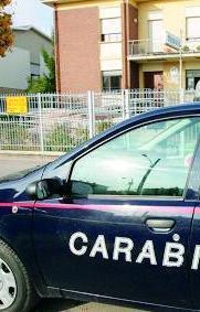 Ubriaco e violento crea il panico a Rubiera 