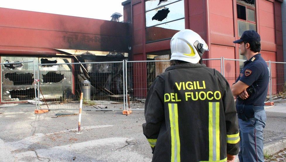 Ferrara, il giallo del materasso e le proteste nel quartiere 