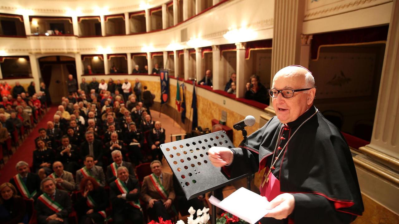 Monsignor Giovanni De Vivo, vescovo di Pescia (foto Nucci)