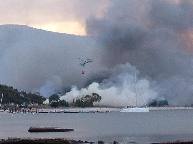 Alghero, gigantesco rogo devasta l'area tra Sant'Imbenia e Mugoni