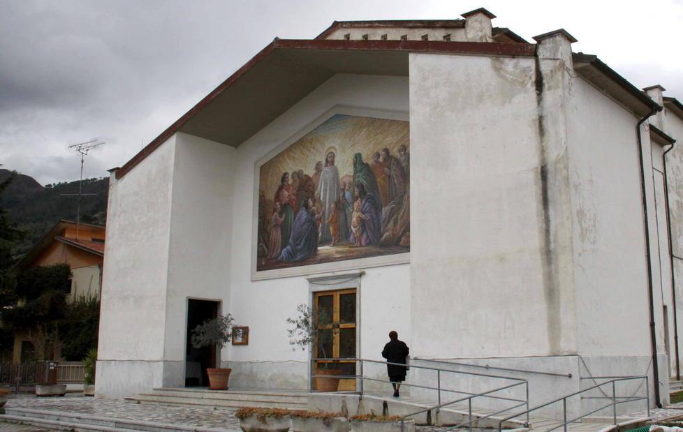 Madre di 54 anni sconfitta da un tumore 