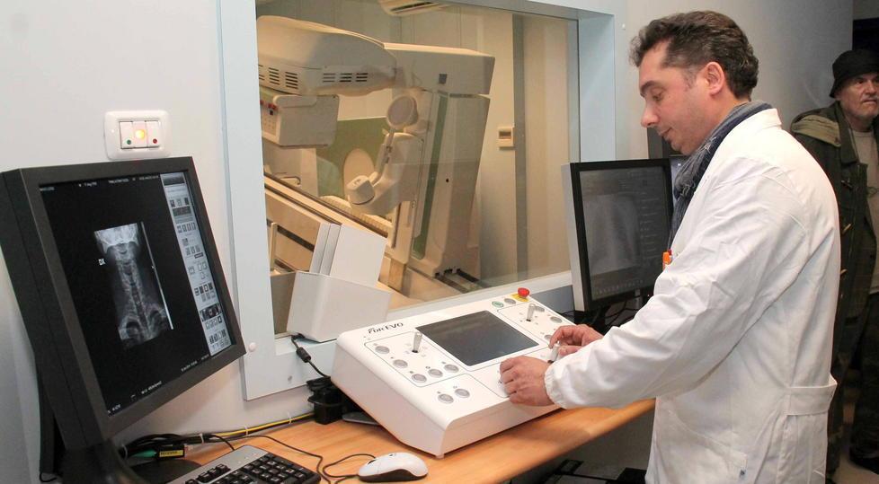 Tre medici in meno al Versilia, è caos per gli esami 