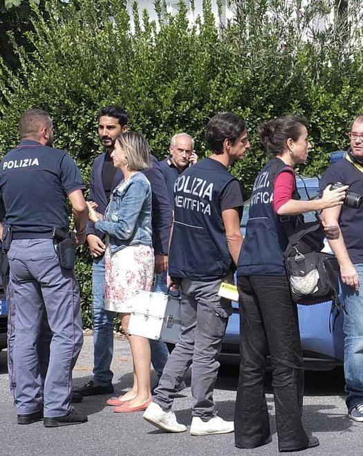 Colpo alle Poste armati di pistola e incappucciati 