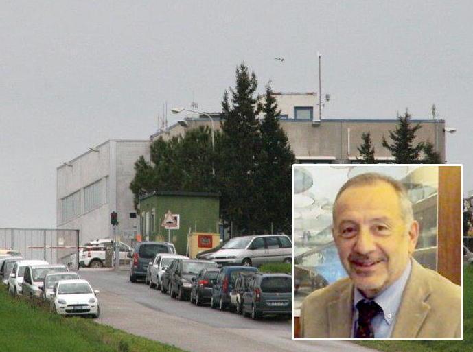 «L’amministratore non ha laurea» 