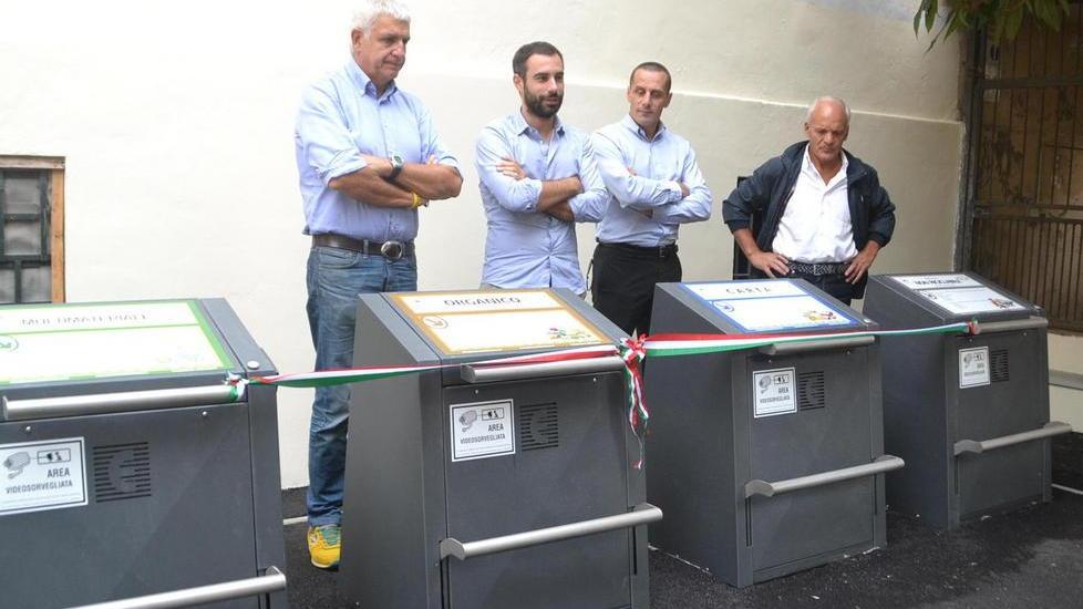 S. Gregorio, inaugurata l’isola ecologica