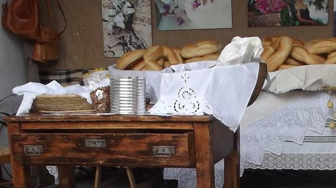 Cortes apertas, folla di visitatori per “Fachende zoigas”