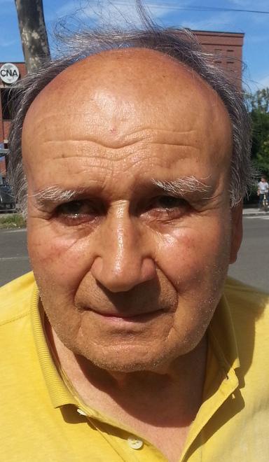 Rivolta in via Ugo da Carpi «I pedonali sono rischiosi» 