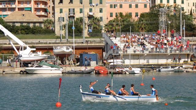 La vittoria dell'equipaggio seniro del Porto Azzurro