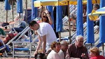 Marina di Massa vuole costruire 8 pennelli al confine