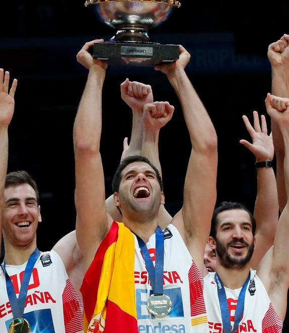 Immenso Gasol Spagna stellare 