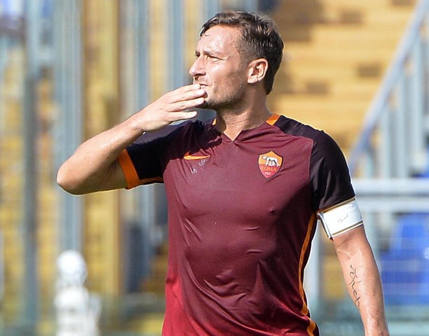 Per Totti gol n.300 in giallorosso