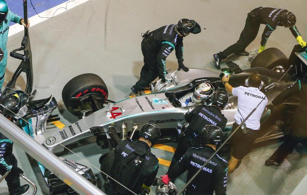 Hamilton: loro erano veloci, noi troppo lenti 