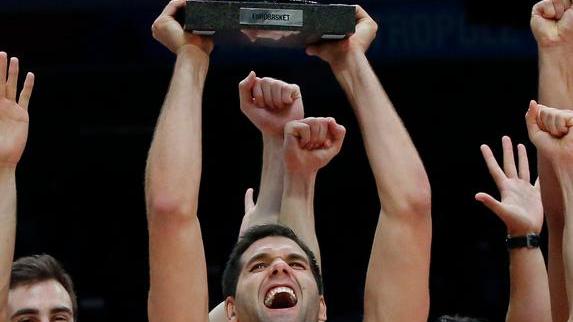 Immenso Gasol Spagna stellare