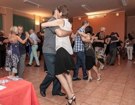 «Il tango è sentimento e cultura» Non solo ballo all’Acquedotto