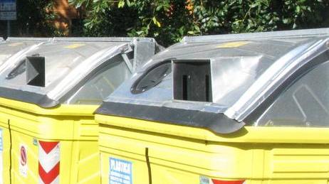 Rifiuti, porta a porta anche in centro a Carpi: «Il piano è completo»