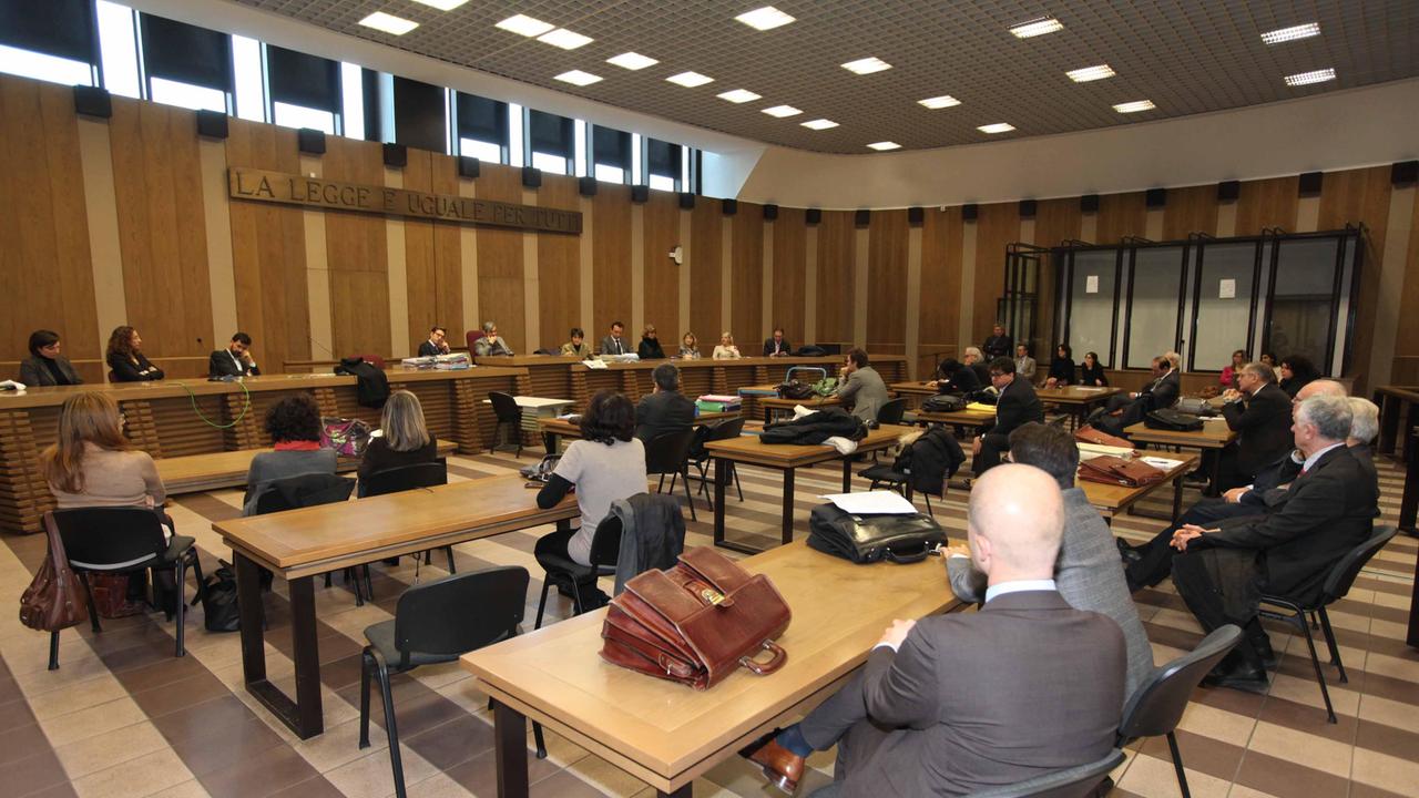 Il presidente del tribunale: "Anche a Reggio serve l'aula bunker"